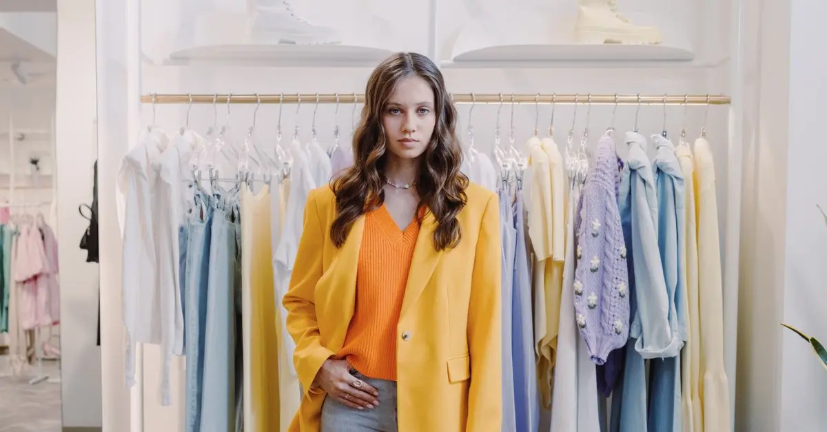 Comment harmoniser votre carnet de style avec les saisons