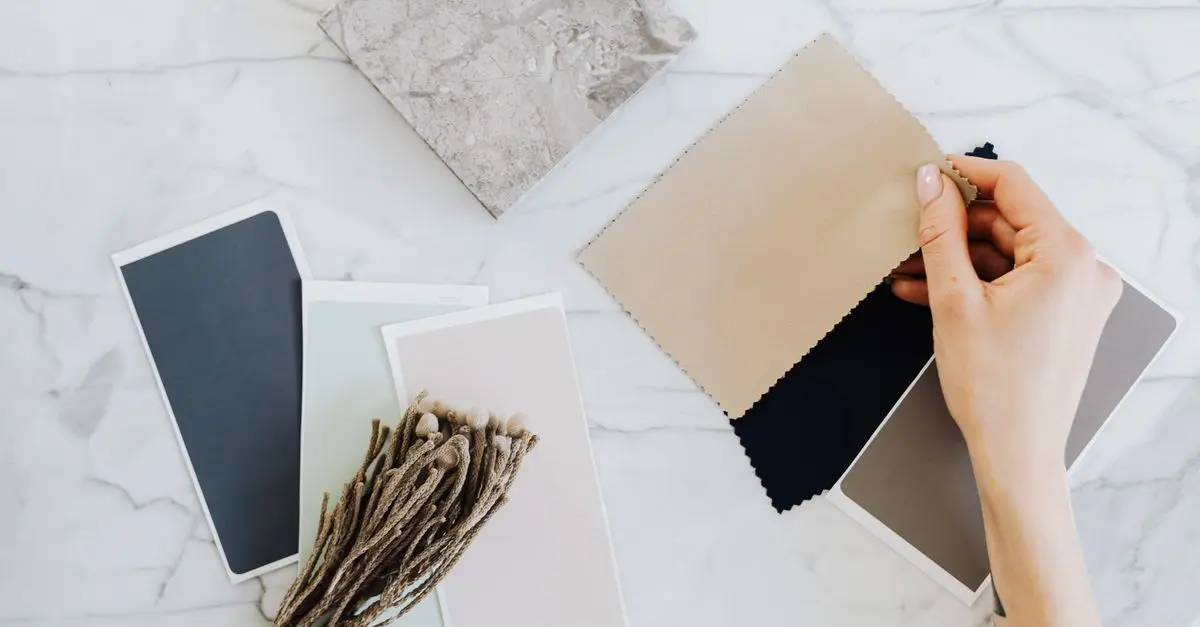 Les couleurs à adopter pour un carnet de style moderne